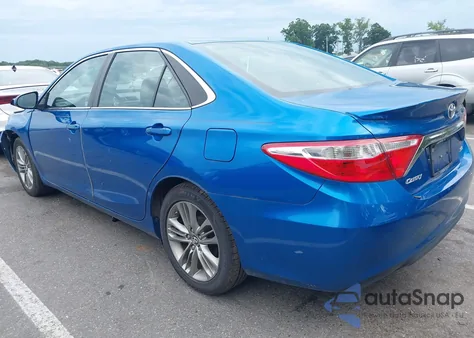 2017 Toyota Camry Se z USA, uszkodzony, nr VIN 4T1BF1FK5HU754257